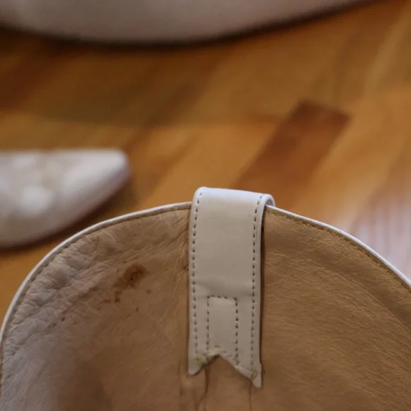 Lucchese Cream Heeled Western Boots - Picture 8 of 9